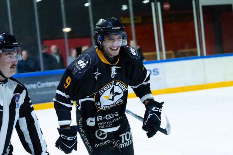 photo de l'article Une soirée référence à l’Iceberg : Strasbourg s’impose 8-3 face à Lyon