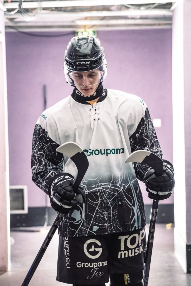 photo de l'article L’Étoile Noire s’impose à Lyon au bout du suspense (6-7 tab)