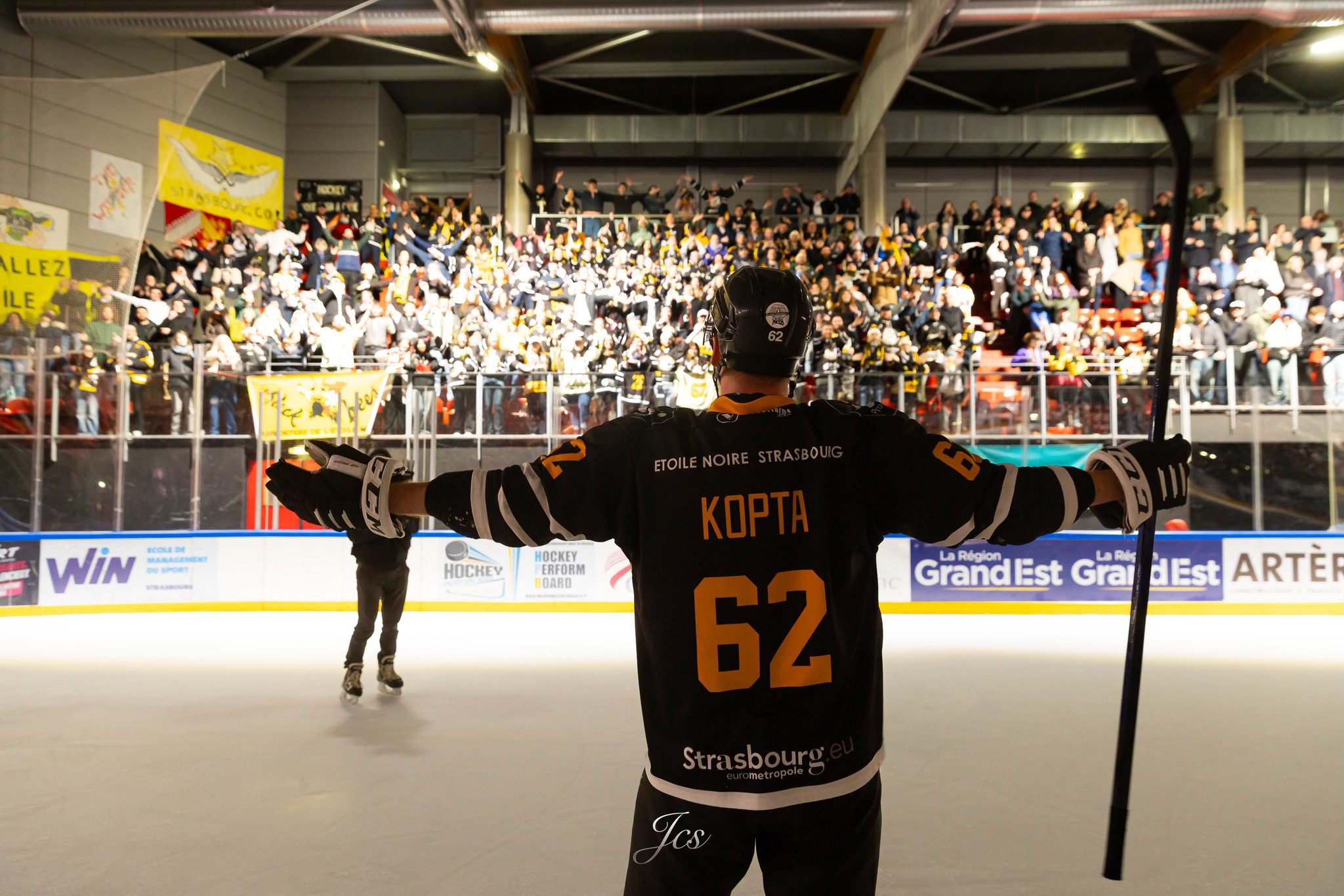 Deux victoires importantes pour l’Etoile Noire au cœur de la semaine